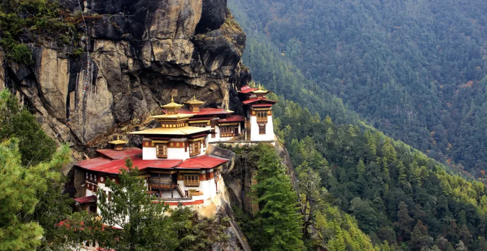 Bhutan - The exclusive kingdom in Asia